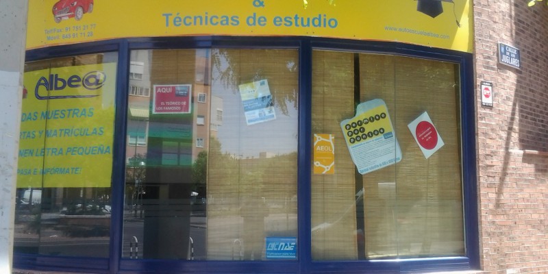 Centro de estudios situado en Valdebernardo